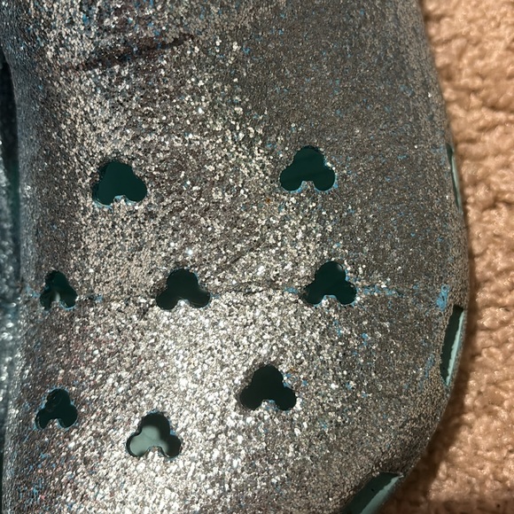 Women’s 10/ men’s 8 Disney sparkle crocs - Picture 2 of 5